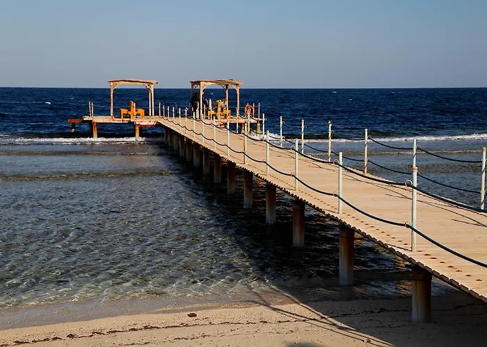 The Oasis Resort 3*