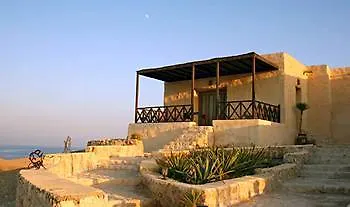 The Oasis 3*